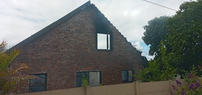 Huis in brand beskadig
