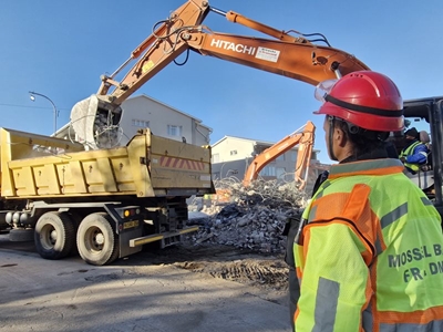 Building collapse: Death toll at 32