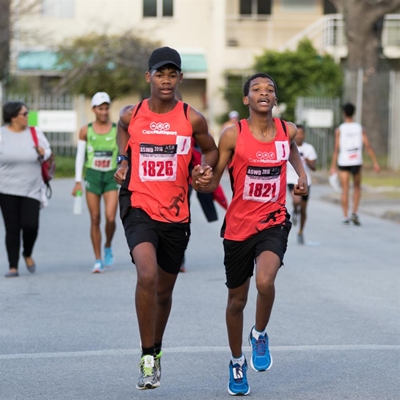 Atlete draf Jeugdag-padwedlope kaf