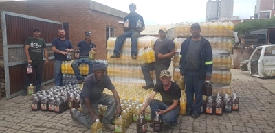Mosselbaaiers reik uit na Boesmanland 