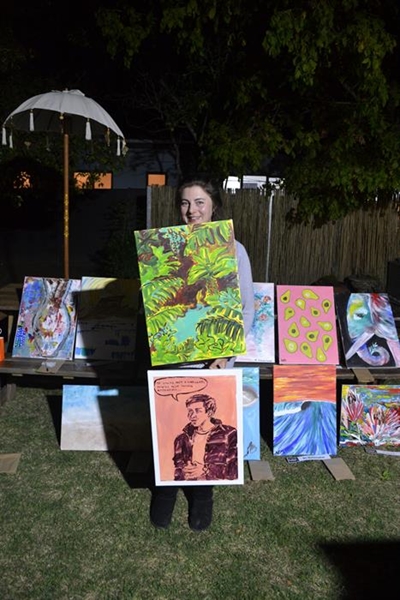 Ex-Georgian wins live art contest