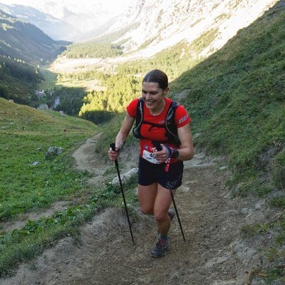 Jasmin Paris becomes first woman to win 268-mile ultra marathon