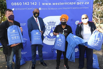 Health minister visits Mossel Bay