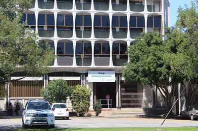 Hof stampvol vir borgtogaansoek