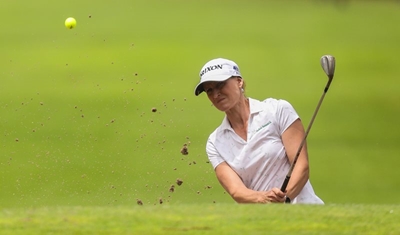 McCallum makes an early move in Cape Town