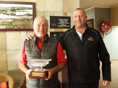 Mosselbaai se top gholfer is Joubert