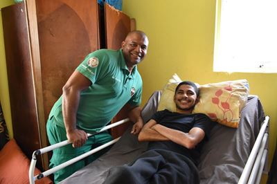 Querin given a specialised bed