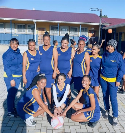 Dreamers-netbalspan seëvier in De Doorns