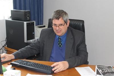 York High principal off to China