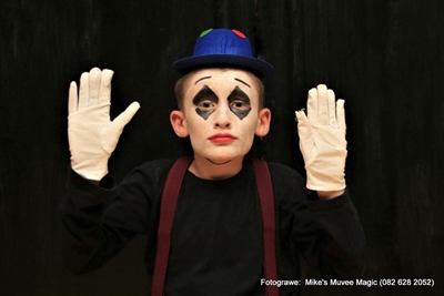 It's time for a pantomime