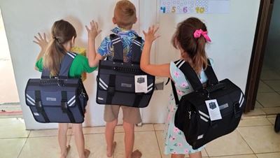 Helpende Hand gee weer hoop met 19de Skooltassie-projek