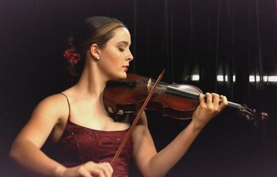 Violinist wins SA contest at 13