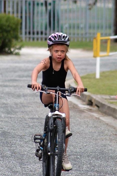 Dubbelkampbyeenkoms vir kinders
