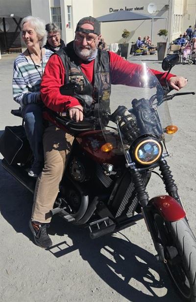 Harleys brul vir fondse