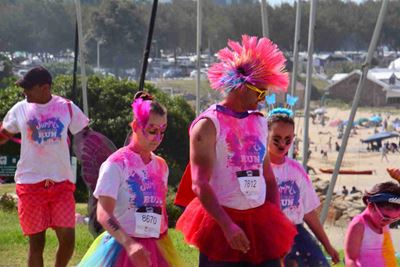 Kleur en pret in Mosselbaai se strate