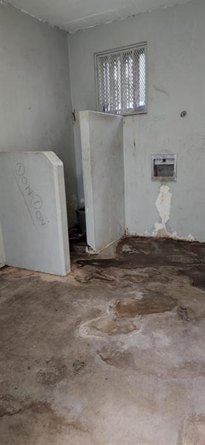 MP: "Holding cells in GR not fit for use"