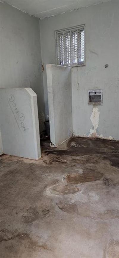 MP: "Holding cells in GR not fit for use"