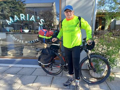 Fietstoer om vrou se lewe te gedenk