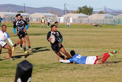 All Blacks wen Collegians