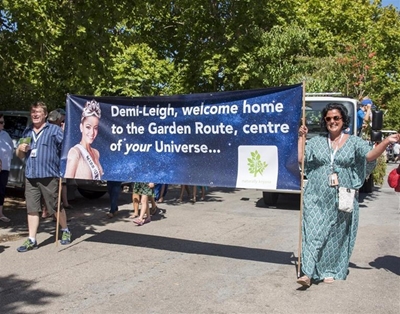 Sedgefield honours Miss Universe