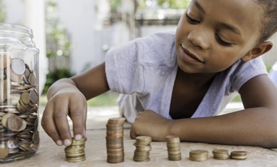 Five simple ways to teach your kids about saving