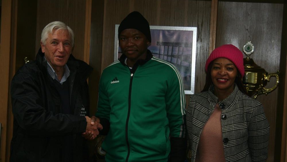 Mayor meets Themba PSL award winner | George Herald