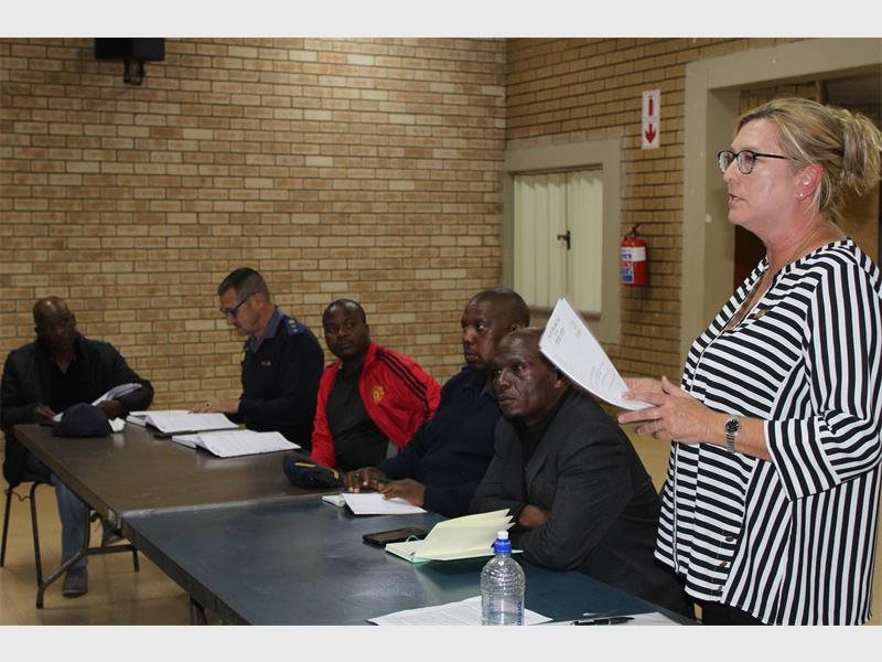 Birch Acres residents want liquor outlets closed down Suid Kaap