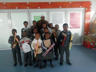 DJ helps learners