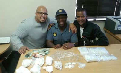 Da Gamaskop-polisie trek dwelmhandelaar vas