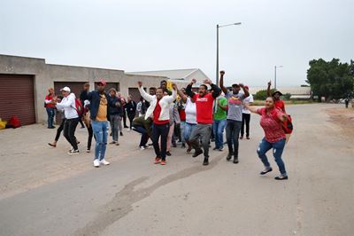 Werkers eis R50 per uur