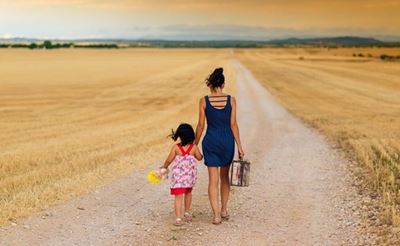 Gigaba’s visa rules for children ‘discriminate against single moms’