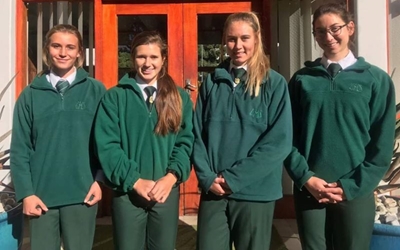 Local girls make EP hockey teams