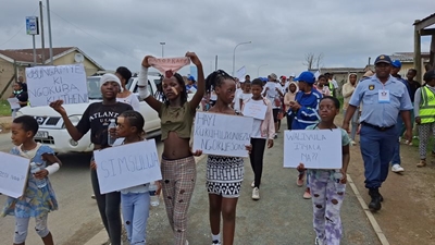 ‘Stop die geweld’ sê vroue van Thembalethu