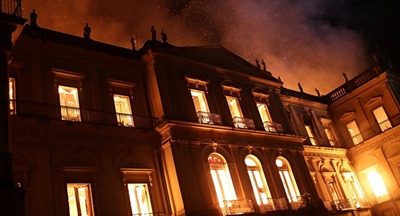 Raging fire tears through prized Rio museum