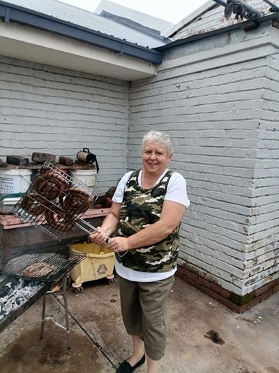 Marais Steynhuis hou Nuwejaarsdans 