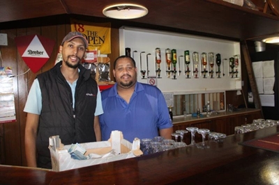 Twee inbrake in een week by Oudtshoorn-gholfklub 