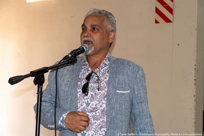 Walter Hendricks geskok oor klag teen hom