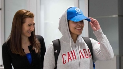 Young Saudi asylum-seeker arrives in Canada to official welcome