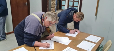 Petisie onderteken vir teer van Hansmoeskraalpad