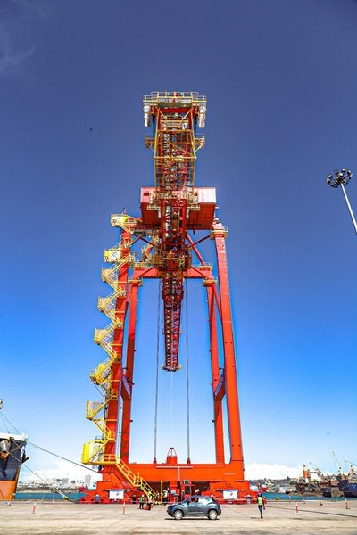 New ship-to-shore crane for Port Elizabeth Container Terminal