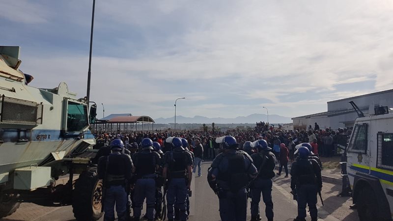 Update: Meeting With Protesters | Mossel Bay Advertiser