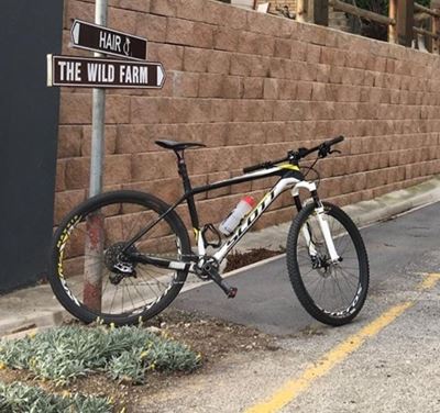 Cyclists mugged in Arbour Road