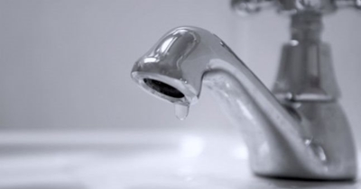 Munisipaliteit oor vuil water