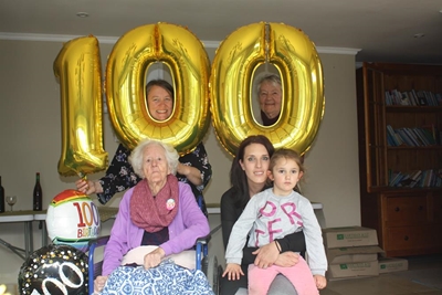 Nellie Erasmus vier 100 jaar