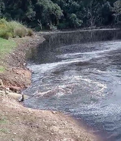 Eden sewage pump station overflows into dam