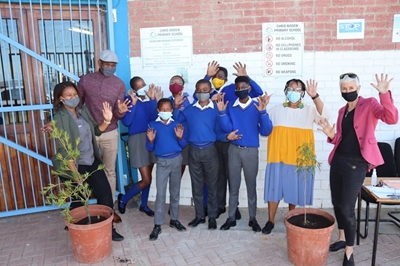 Muni helps learners plant trees
