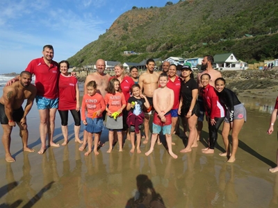 Crowd of polar bears invade Vic Bay