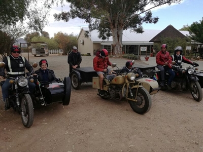 Classics pass through Oudtshoorn