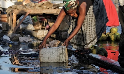 Experts want every diarrhoea case to be treated as suspected cholera