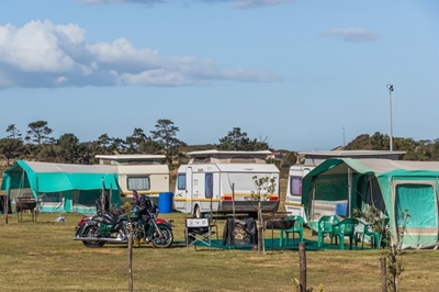 Kamp lekker bý die Garden Route Family Experiences-feestelikheid